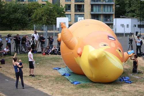 El bebé Donald J. Trump sobrevolará el cielo de Londres